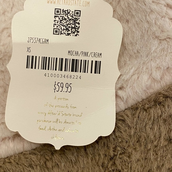 Altard State Faux Fur Vest - Picture 3 of 11